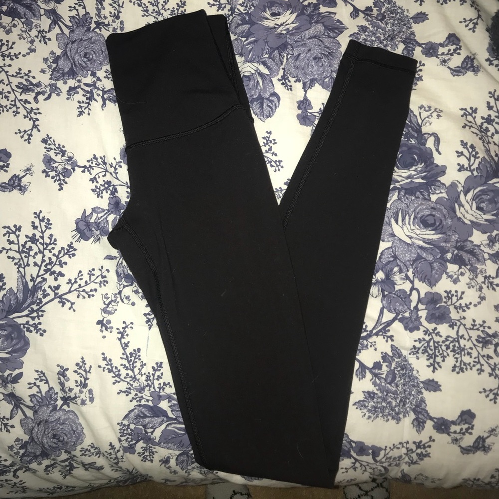 Lululemon Size 4 High Wasted Legging 29” Inseam